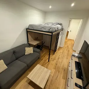 Appartement 13, Paris